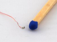 LED 0402 kaltweiss bedrahtet - 10er Pack (Kupferlackdraht 0,08mm, farblich markiert)